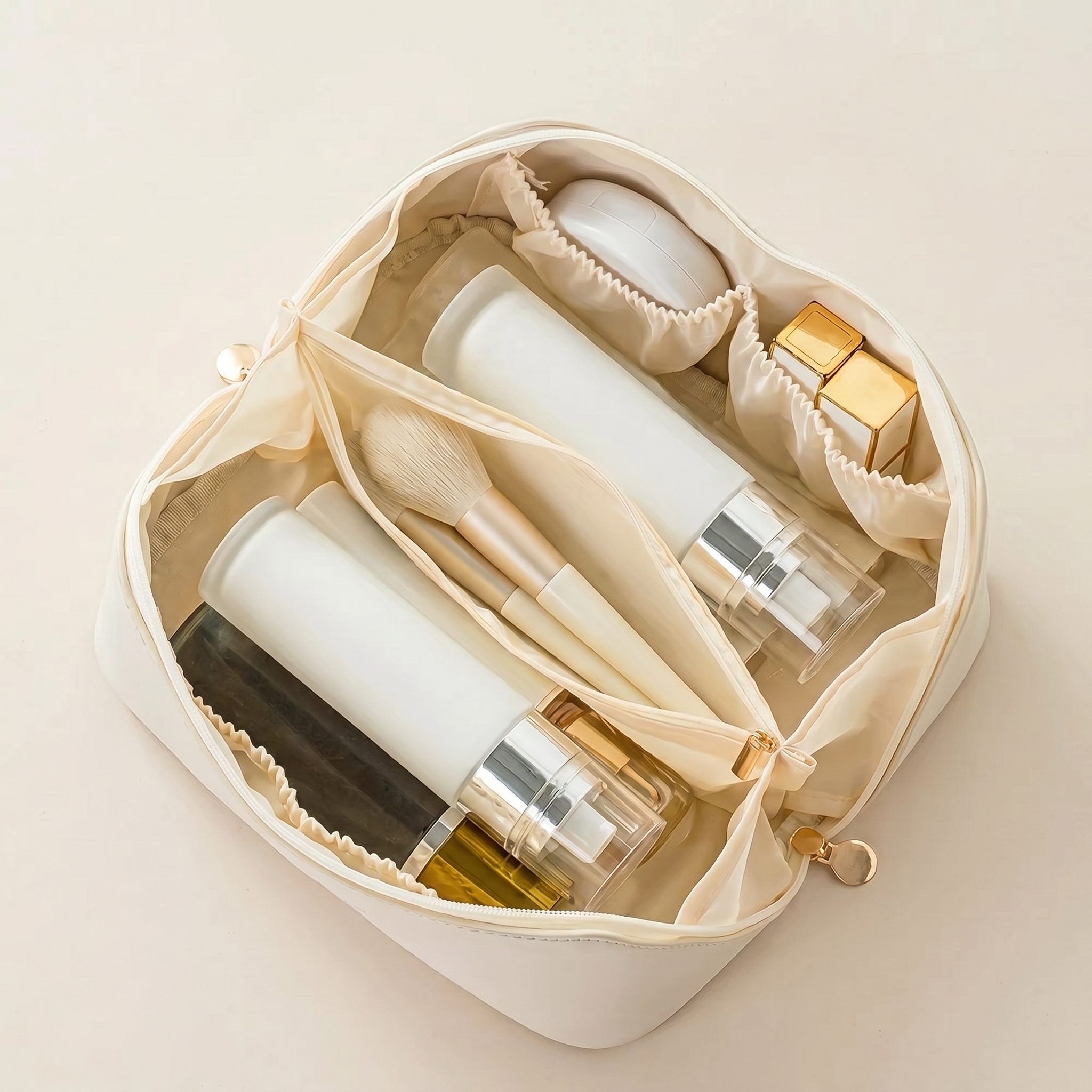 BeGlow Vanity Case™ —  Makeup & Travel Organiser